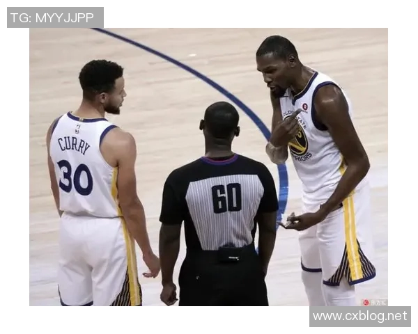 7换1获杜兰特，火箭不为夺冠？名记摊牌：37岁巨星只是过渡？难怪不追新控卫